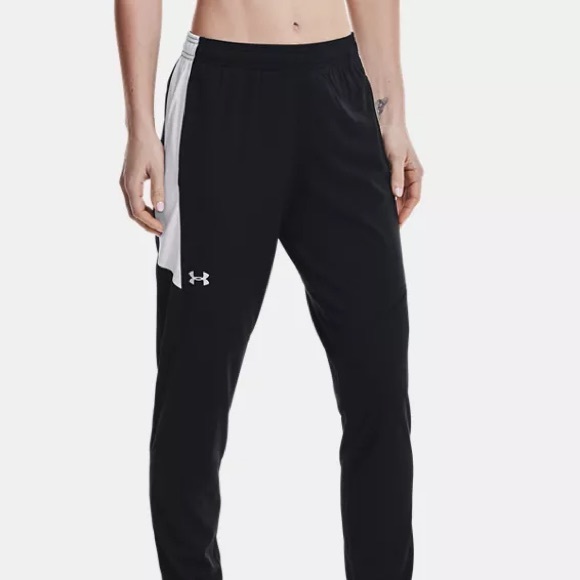 Women’s Under Armor Maroon Joggers-Large Tall - Picture 7 of 8